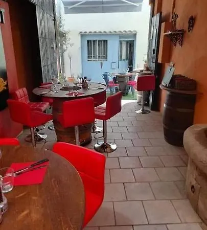Apartment Le Petit Nid L'Isle-sur-la-Sorgue